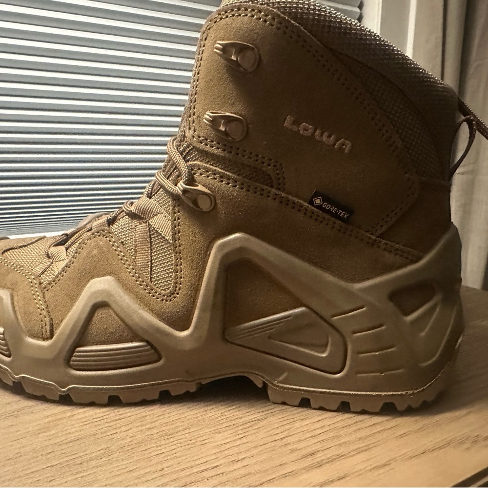 Lowa Men's Brown Tactical Boots